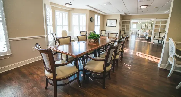 Marshs Edge St. Simons Island | Assisted Living Dining 31