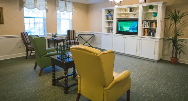 Marshs Edge St. Simons Island | Assisted Living Common 9