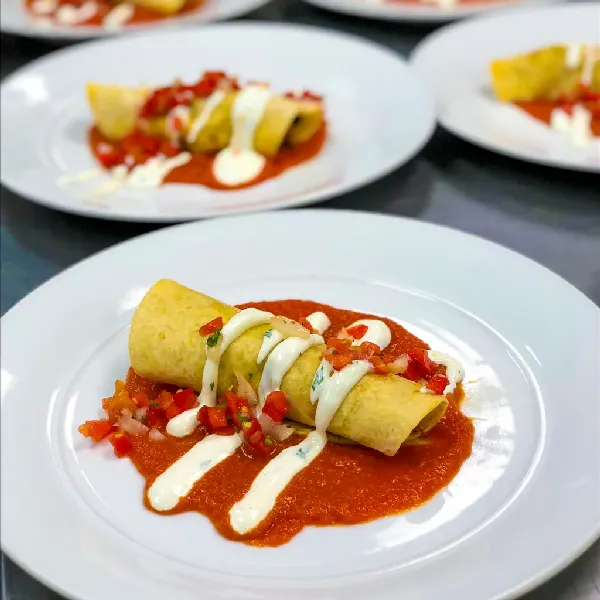 Marsh's Edge St. Simons Island GA | Independent Living Dining 4