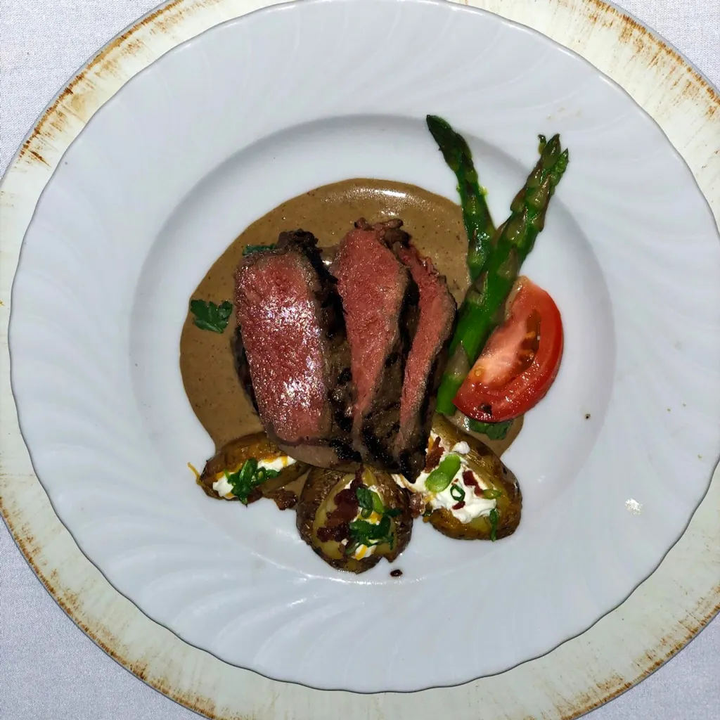 Marsh's Edge St. Simons Island GA | Independent Living Dining 6