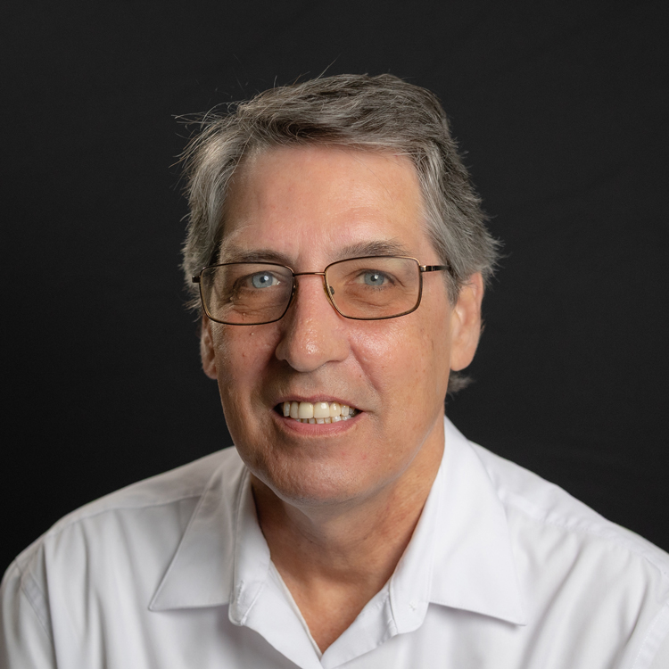 Mark Riley Headshot